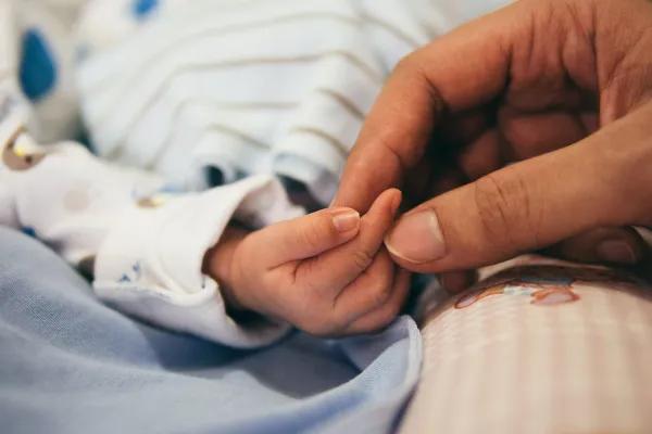 Mẹ có nhóm máu hiếm và tác động đến sức khỏe của con