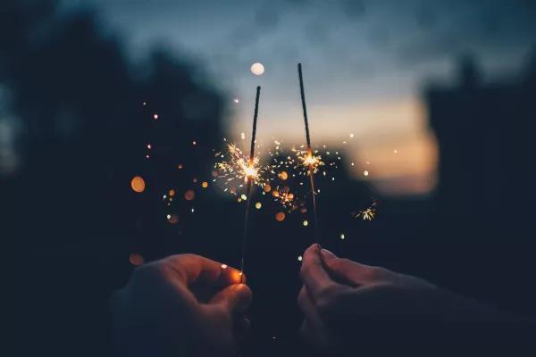 Các câu nói lãng mạn về tình yêu bằng tiếng anh